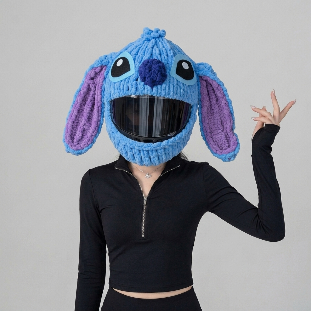 Stitchy helmet cover